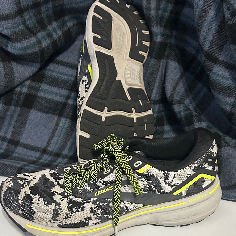 Brooks Ghost Sneakers in Black, White, and Yellow